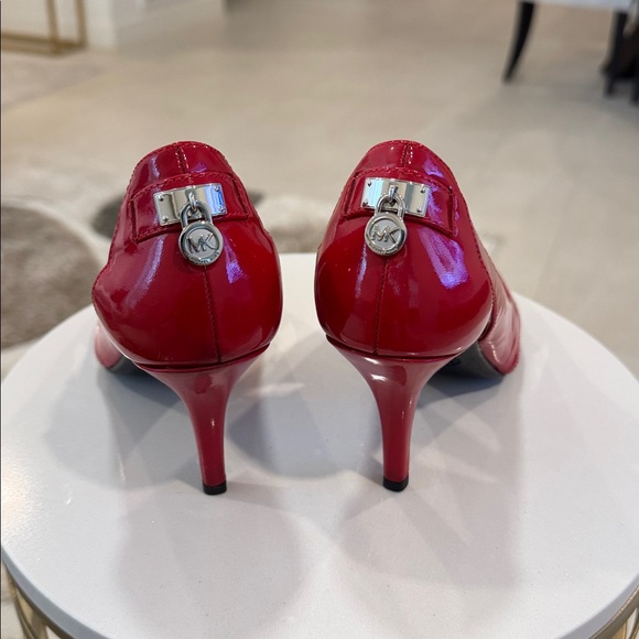 Michael Kors Red Stiletto Heels, Size 6, Patent Leather. - Picture 5 of 8